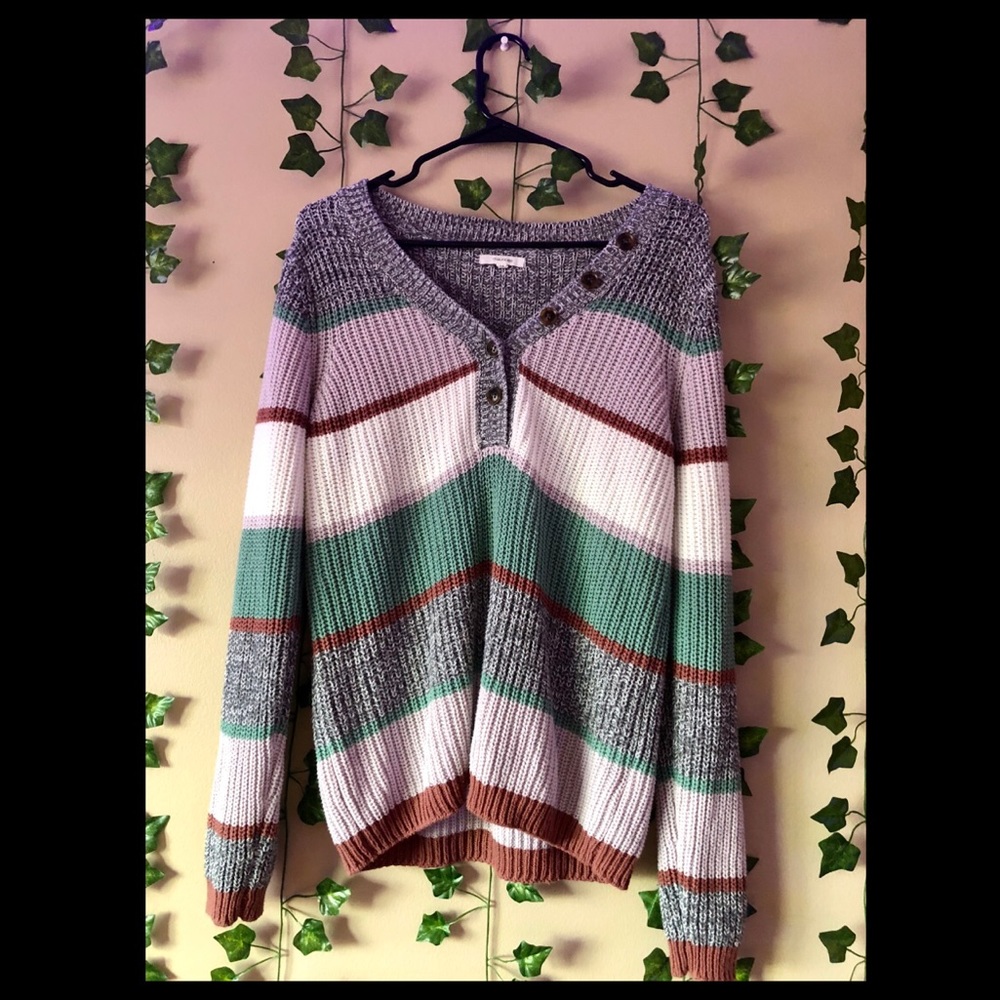 knitted MAURICES medium sweater